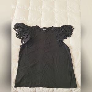 Tshirt with butterfly sleeves